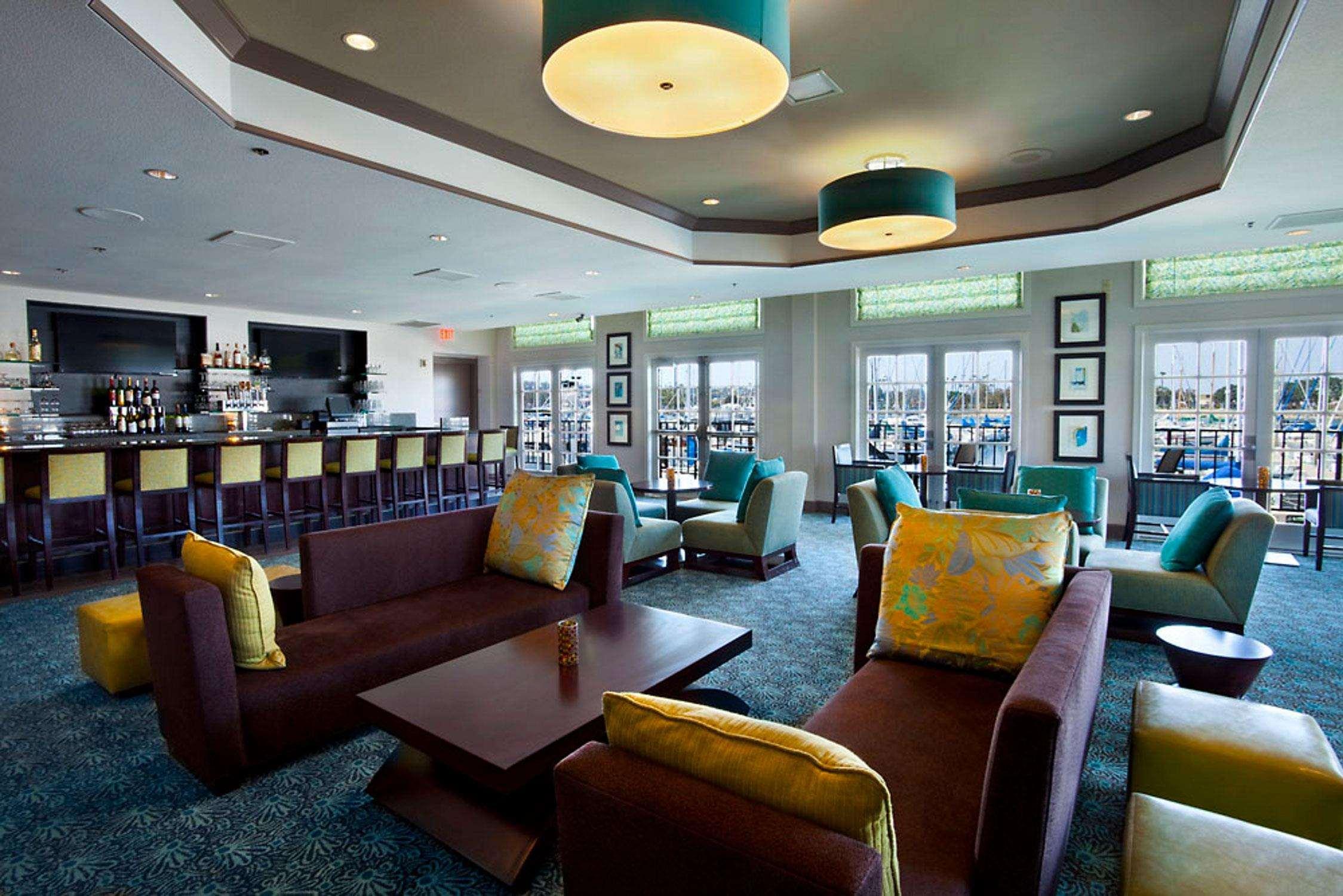 Hilton San Diego Airport/Harbor Island Exterior photo